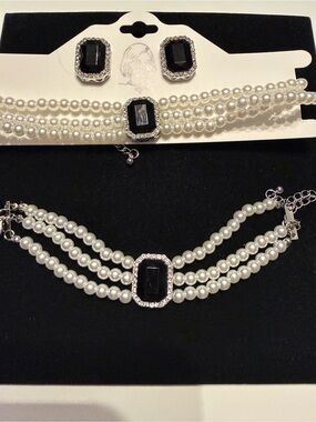 Pearl Triple-Strand Choker with Black Gem Center